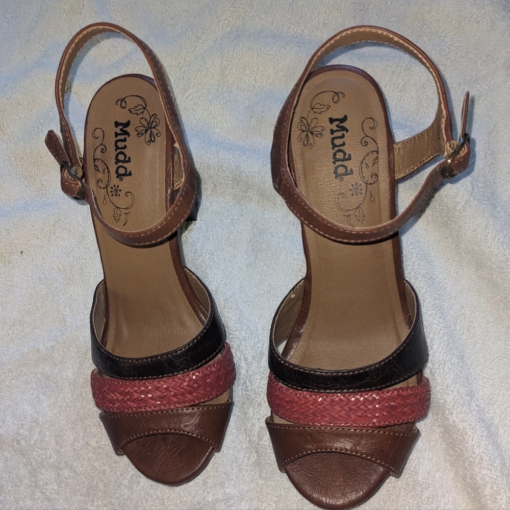 Mudd square heel platform shoes